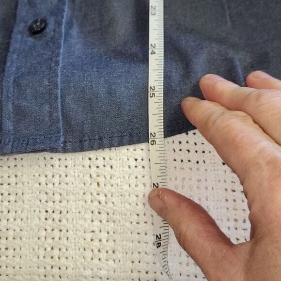 New York & Company Vintage Stretch Sz L Blue Jean Button Down Blouse with Pocket - Picture 9 of 9